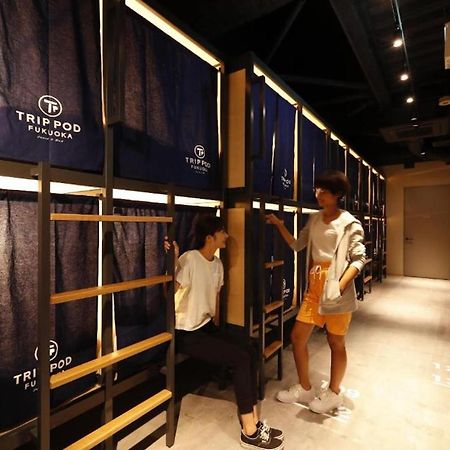 Trip Pod Fukuoka -Snack & Bed- Hostel Hakata  ภายนอก รูปภาพ